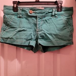 American Eagle size 6 women's green shorts